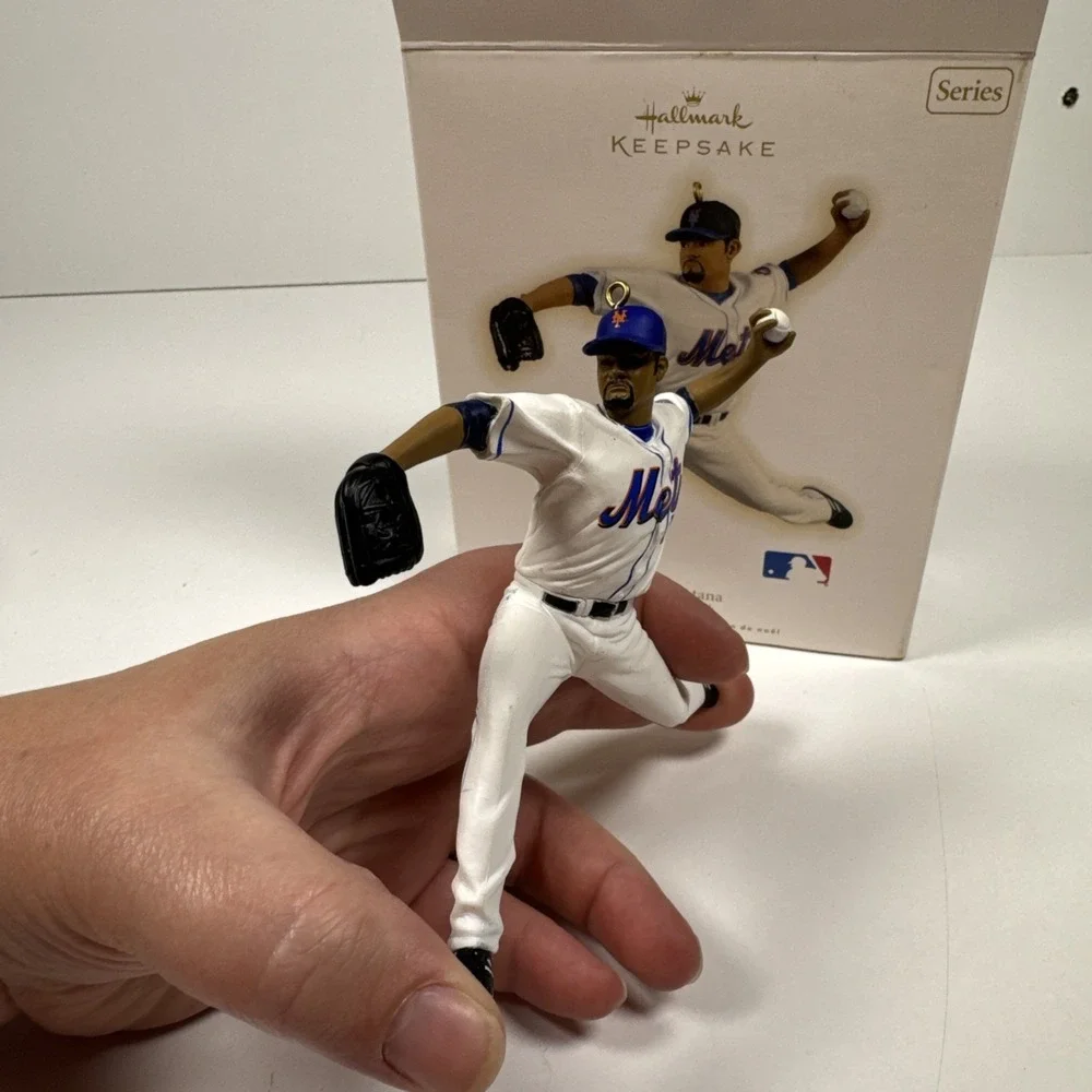 Hallmark JOHAN SANTANA At the BALLPARK Keepsake Christmas Ornament 2009